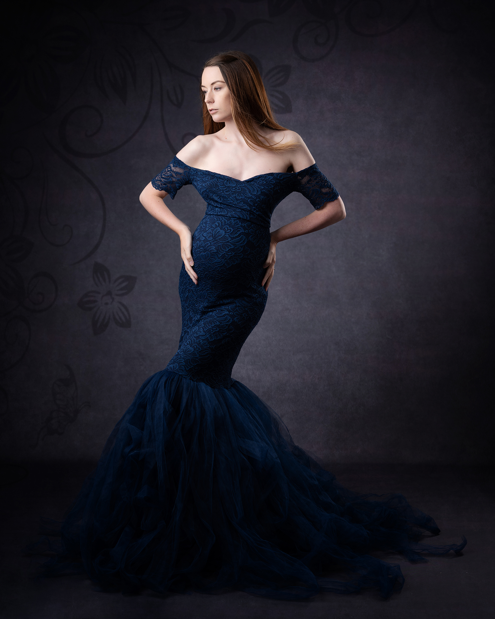 pregnant model in blue fress by Portrait photographer Preston